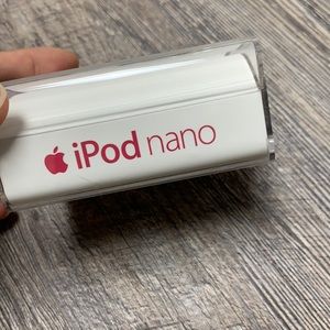 iPod nano charger
